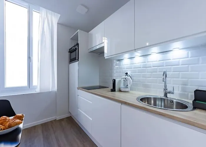 Le & Cocon - Jacuzzi - Sauna - Clim - Melina&alfred Agen