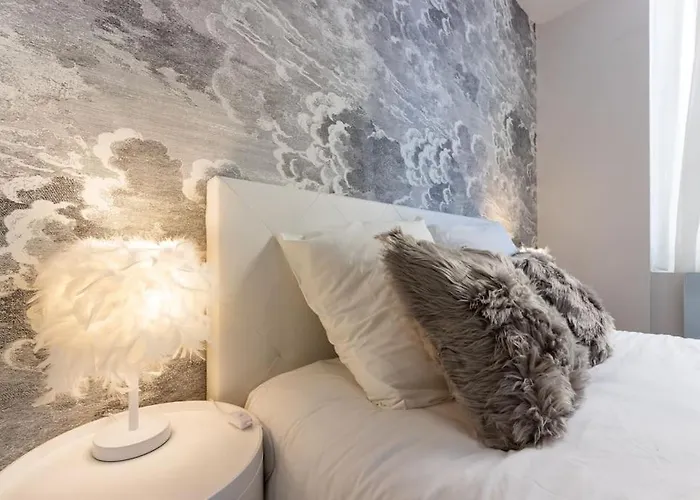 Le & Cocon - Jacuzzi - Sauna - Clim - Melina&alfred Apartment *