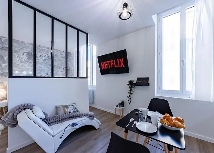 Le & Cocon - Jacuzzi - Sauna - Clim - Melina&alfred * Agen