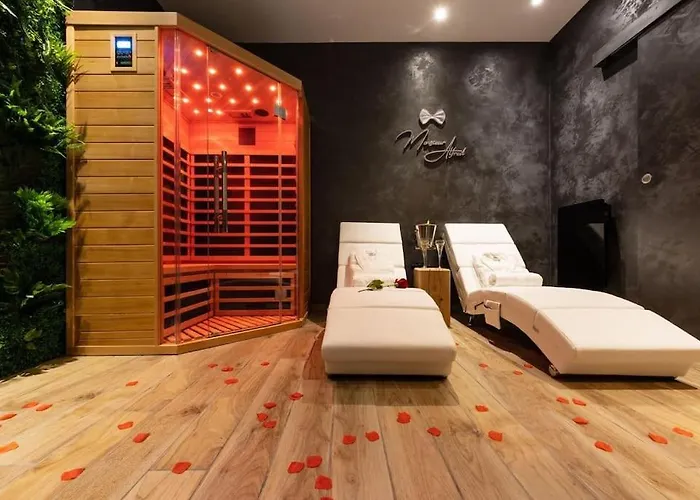 Le & Cocon - Jacuzzi - Sauna - Clim - Melina&alfred Apartment *